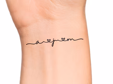 Custom Initials Temporary Tattoo – Script Heart Design (2 Inch)