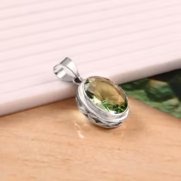 Green Amethyst Gemstone Pendant 925 Sterling Silver Handmade Necklasee Minimalist Style