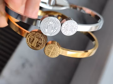 Stainless Steel St Benedict Bracelet Silver Gold Saint Benito Bracelet saint of student Saint medals Women Jewelry