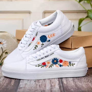 Wedding Vans for Bride, Bridal Flower Embroidered Shoes Custom, White Vans Flowers, Wedding Flowers Embroidered Sneaker Custom, Gift for Her