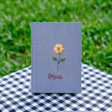 Personalized Blue Linen Notebook with Embroidered Yellow Daisy, Custom Hardcover Journal Gift for Her