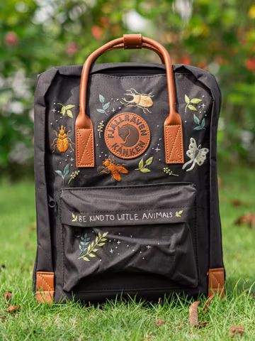 Custom Embroidered Kanken Laptop, Bugs & Floral Embroidered Backpack, Rucksack Embroidery Bugs, Halloween Embroidered Fjallraven Backpack