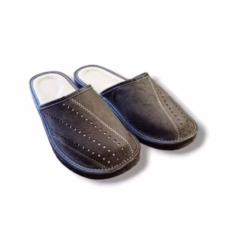 Handmade Leather Slippers: Cozy Grey Slip-Ons for Men