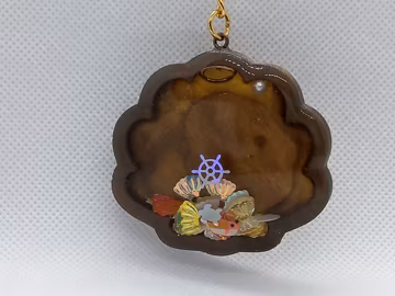 Sandy shell resin shaker keychain