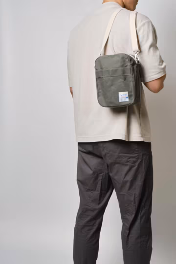 Waxed Canvas Crossbody Bag: Lightweight Olive Green Messenger