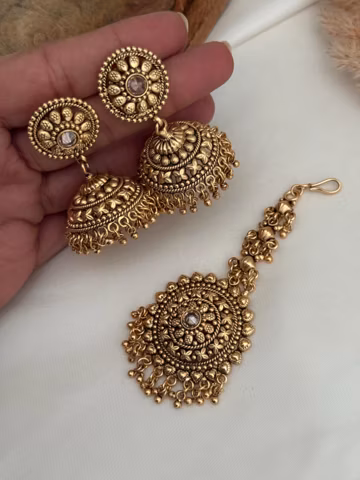 Gold imitation statement earrings xtikka/Real gold look jewelry/indian jewelrygold imitation punjabi jhumkas tikka set antique gold pearl