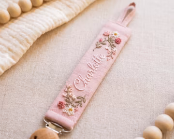Hand Embroidered Personalized Pacifier Clip, Personalized Fabric Pacifier Clip, Floral Baby Pacifier Holder, Baby Shower Gift, Newborn Gift