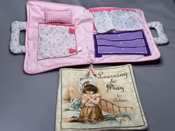 Fabric Soft Book Learning to Pray for Children/lillian Vernon Madeline Carry Bag