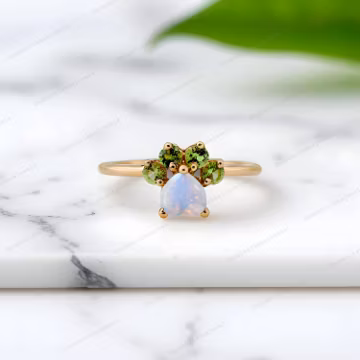 Heart Shape Moonstone Paw Ring 14K Solid Gold Animal Lover Ring Bear Paw Cat Claw Ring June Birthstone Jewelry Unique Peridot Wedding Ring