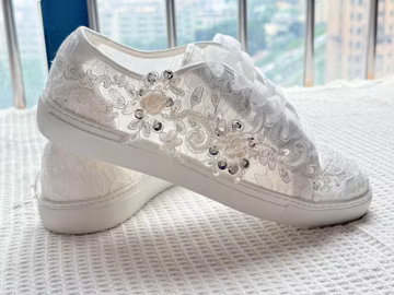 Bridal Lace Sneakers with Floral Appliqué and Rhinestones – Wedding Flats for Bride