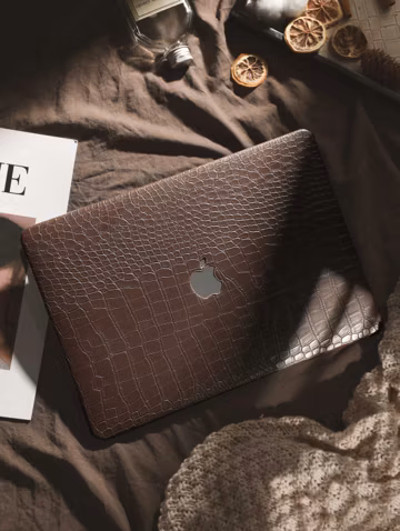 Personalized Brown Crocodile Embossed MacBook Case, Custom Leather Laptop Cover with Gold Initial for MacBook Air 13 Pro 14 2026 M5 Neo A18
