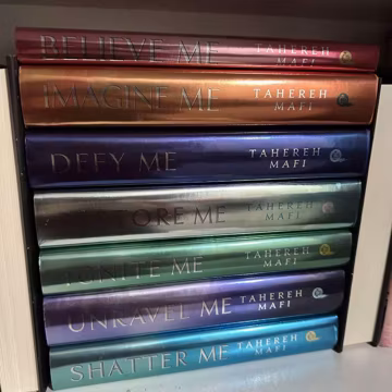 Fairyloot Shatter Me Series (Books 1-7) - Books Hand Signed By TAHEREH MAFI