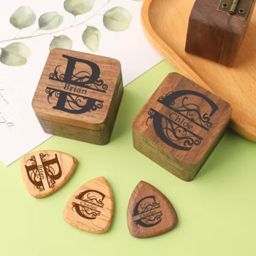 Personalized Walnut Guitar Pick Case, Engraved Plectrum Box