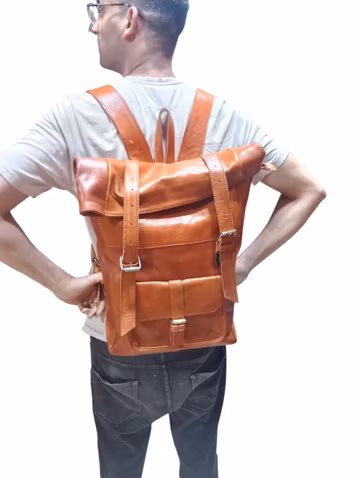 Large Brown Leather Backpack – Unisex Vintage Style for Travel, Work & Everyday Use