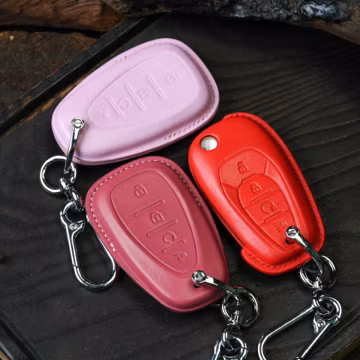 Fits Traverse Trailblazer Trax Cruze Camaro Equinox Malibu Volt Key Fob Cover | Handmade Leather Remote Case custom logo
