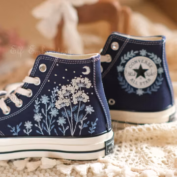 Custom Embroidered Converse Chuck Taylor 1970s: Floral Design