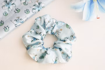Handmade Zelda silent princess scrunchies,LOZ scrunchie,LOZ GIFT, gamer gift,gamer scrunchies,gift for her,zelda hair accesory.Zelda gift