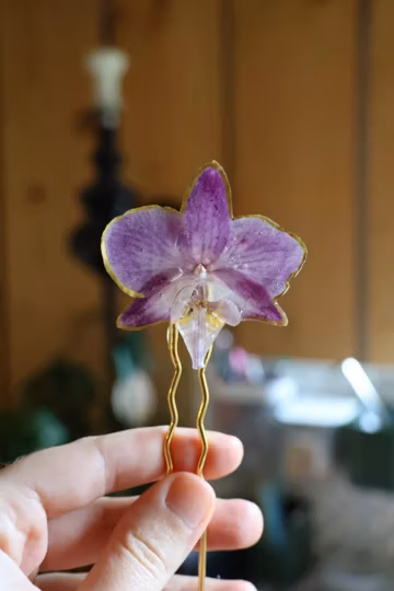 Purple Orchid Hairpin – Handmade Botanical Hair Accessory