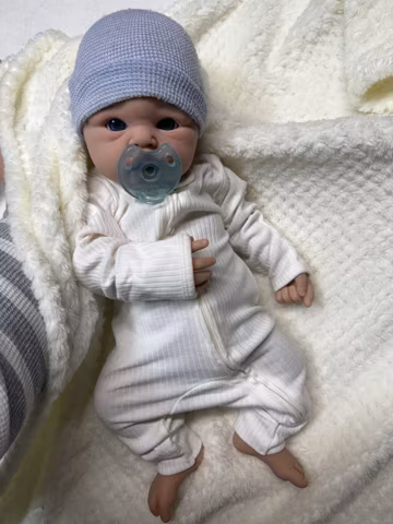 READY 2 SHIP! Full Body Silicone Doll, Newborn size, very life like