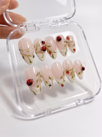 3D lady bug Press On Nails: Hand-Painted Y2K Faux Acrylic Nails
