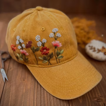Custom Floral Embroidered Baseball Cap, Hand embroidered Cap, Daisy Hand Embroidered Cap, Custom Hat Embroidery, Gift For Her