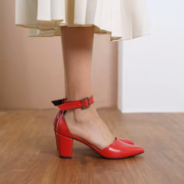 Red Wedding Shoes, Vegan Leather Wedding Heel, Red Medium High Block Heel for Bride, Women Ankle Strap Closed Toe Wedding Pump, Gift for Her
