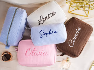 Personalized Embroidered waffle cosmetic bag,Monogrammed Makeup Bag,Custom name toiletry bag,Bridal Party Makeup Bag Gift,Bridal Shower Gift