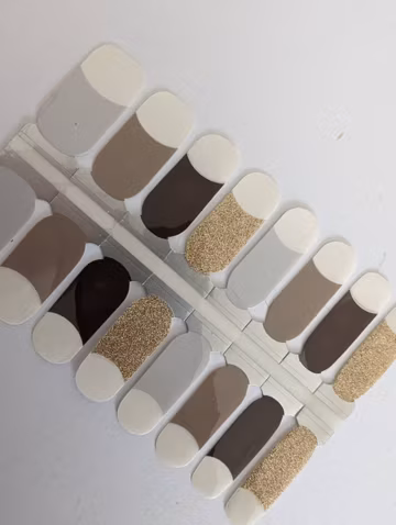 Neutral French Tip Nail Wraps: Easy DIY Nail Art