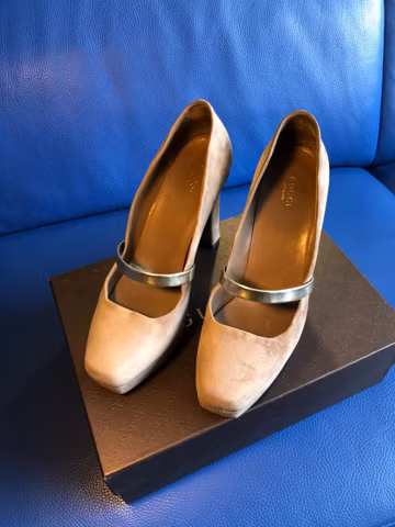 Gucci Pumps Suede in Beige