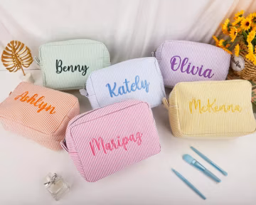 Custom Cosmetic Bag for Bridesmaid , Custom Makeup Bag, Personalized gift for Bridal party, gift for her, gift for Bridesmaid, Custom Bag
