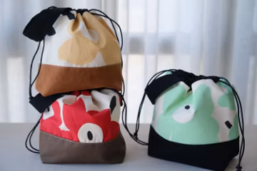 Floral Drawstring Project Bag: Knitting, Cosmetics, Storage