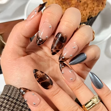 Tortoise Shell Press On Nails: French Tip Amber Accent, Trendy Edgy Style