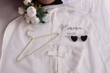 Personalized Wedding Dress Garment Bag, Embroidered Bridal Party Gift, Bridesmaid Gift, Monogrammed Garment Bag (Hanger not included.)