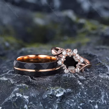 Personalized Hexagon Black Onyx Couple Ring Set Rose Gold Nature Inspired Leaves Woman Ring for Holiday Gift Tungsten Carbide Hammered Ring