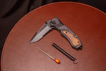 Groomsmen Gift Knife, Custom Engraved Outdoor Folding Utility Tool