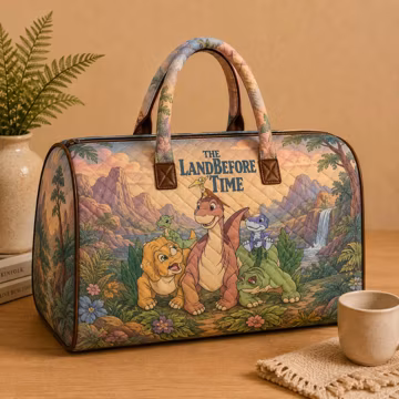 The Land Before Time Quilt Weekend Bag, Dinosaur Quilted Travel Duffel Bag, Prehistoric Overnight Bag, Cute Dino Gift UO2W59-RD