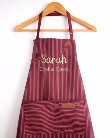 Personalized Embroidered Apron with Name – Custom Gift for Cooking, Baking, or Craft Lovers, Housewarming Gift for Mommy and Me
