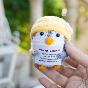 100%Handmade Knitted Penguin, Crochet Amigurumi Pattern, Gift to Kids, Coworker Leaving Gift, Desk Decor, Gift for Him, House Warming Gift