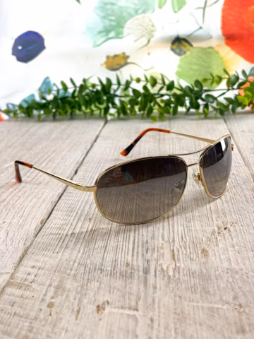 Big Square Curved Sunglasses: Light Gold Metal, Dark Gray Mirror Lenses, UV400