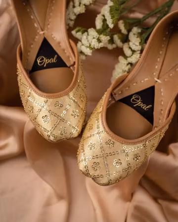 Gold sequins jutti silk Jutti, gold fancy ballets Punjabi Flats, golden bridal shoes