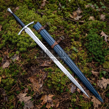Handmade Leaf Blade Medieval Longsword | Handmade 5160 High Carbon Steel | Historical Collectible | Elven Sword
