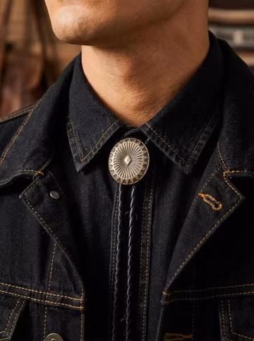 Silver Brass Concho Bolo Tie for Men Oval Engraved Cowboy Tie Groom Wedding Tie Adjustable Leather Cord