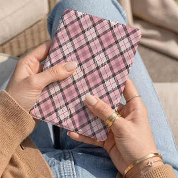 Pink Tartan Kindle Case, Cute Plaid Kindle Cover, Kindle Paperwhite Case, Custom Kobo Case, Kindle11/12th, Gift For Readers