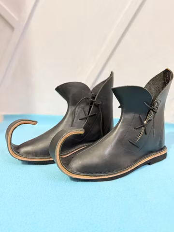 Leather Poulaines Shoes: Renaissance Fair SCA LARP Costume
