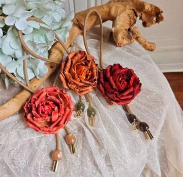 Flower Leather Bag Charm Handmade Leather Flower Necklace Handbag and Purse Charm Cute Flower Keychain Leather Gift Gift for her