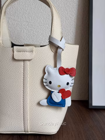 Leather Kitty bag Charm Handmade Leather Bag accessory Handbag and Purse Charm Cute Kitty Keychain Leather Gift Gift for her