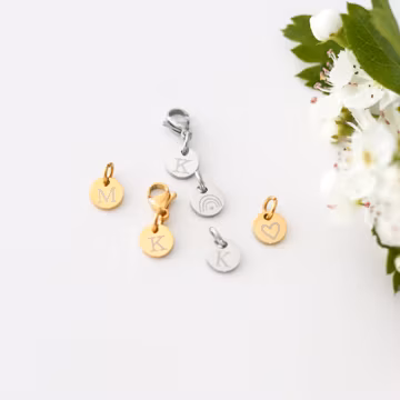 Dainty Engraved Intial Tag, Tiny Small Disc With Letter, Bracelet Small Charm 0.8 cm, Custom Tiny Charms, Personalized Charm Pendant