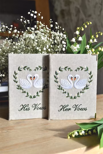 Custom Embroidered Swan Vows Notebook A5 A6, Hand Embroidered Elegant Swan Couple Journal With Heart Wreath, Personalized Aesthetic Gift