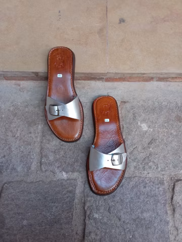 Sandales en cuir véritable pour femme – Fait main, confortables et élégantes