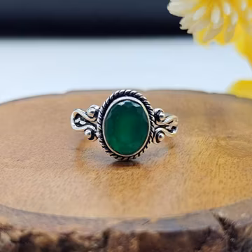 Black Green 925 Serling Silver Ring, Minimalist Small Jewellery, Handmade Jewelry. Engagement Ring for Girls. Vintage Oxidized Jewelry.